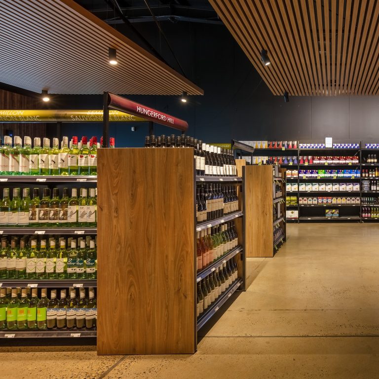 Liquor_Shelving_Display